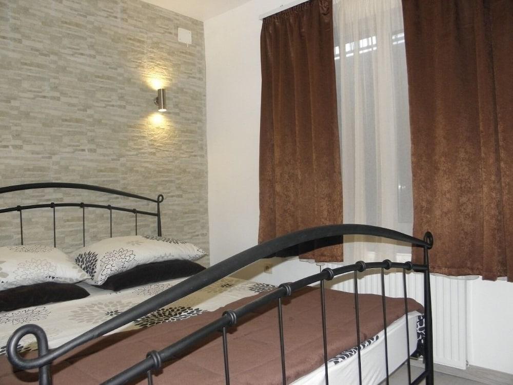 Magda - Free Parking - SA5