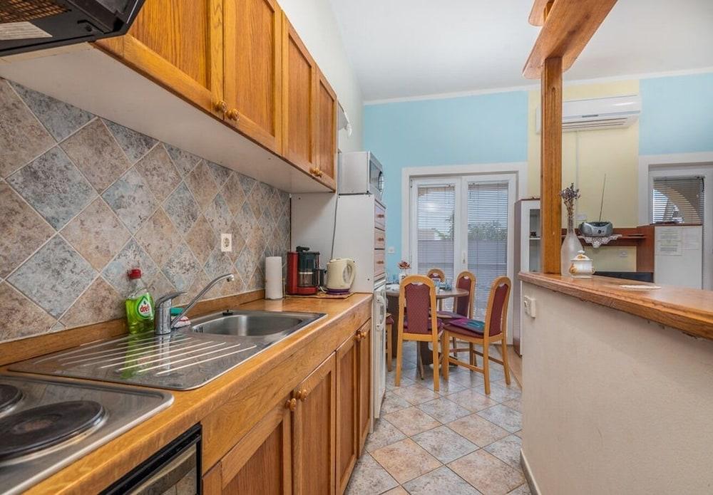 Zdrave - 500 m From sea - A2 kat