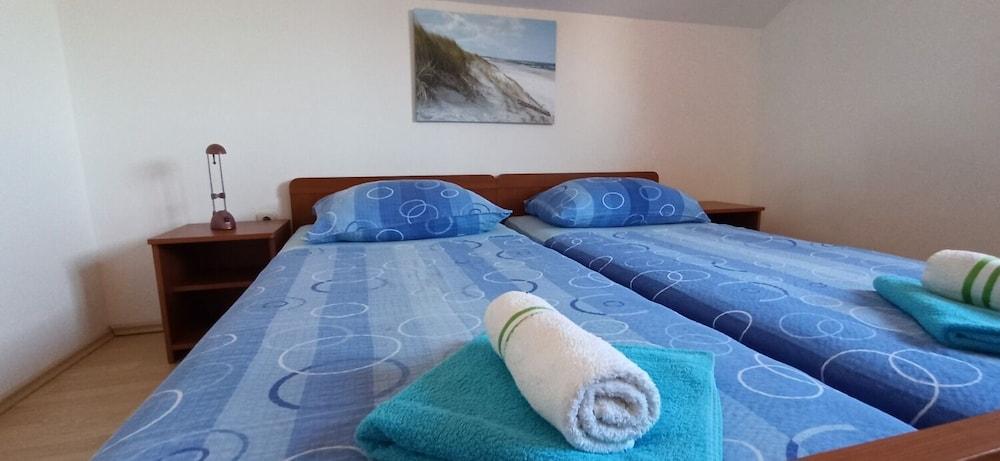 Davor - With Parking - A8