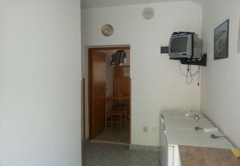 Vido - 150 m From Beach - A2