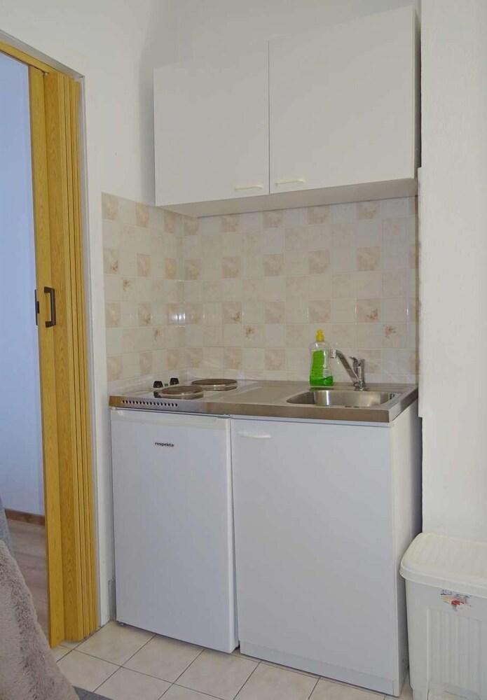 Tomislav - 120 m From Beach - A3