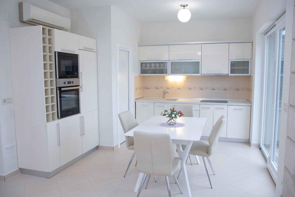 Petra - With Pool - A1