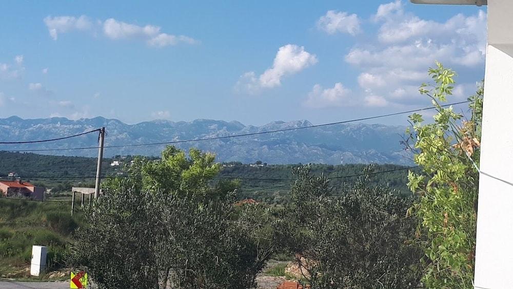 Ivo - 0,5 km From Sandy Beach - A2