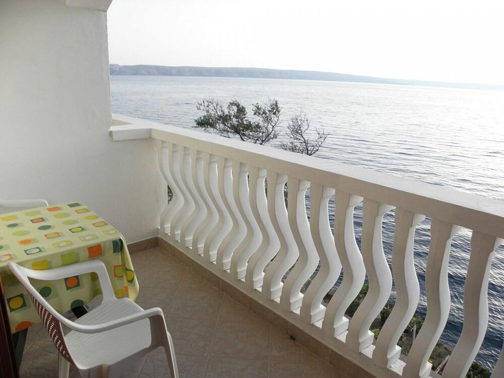 Taša - 5 m From sea - SA2