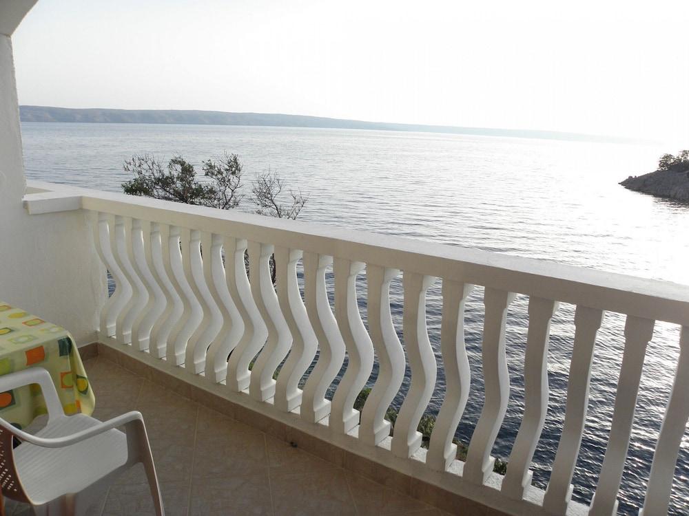 Taša - 5 m From sea - SA2