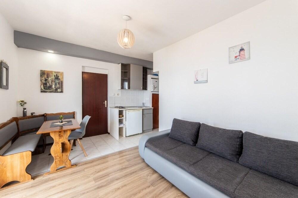 More - 60m From the sea - A5 Dijana