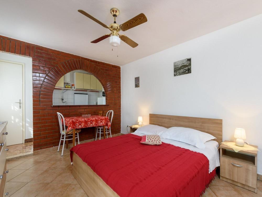 Mihaela - sea View - SA3