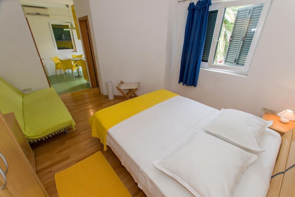 Cobra - Excellent Location - SA2