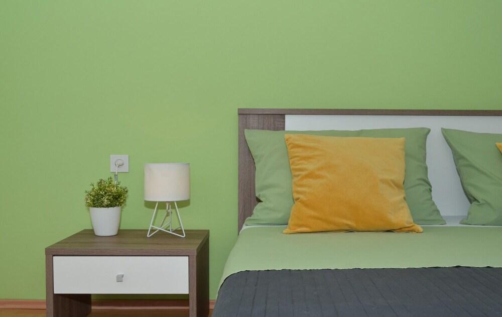 Paž - 28m From the Beach - A1