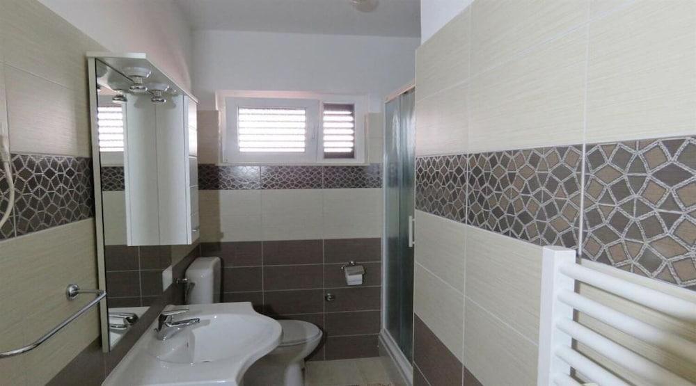 Dani - With Parking - A4