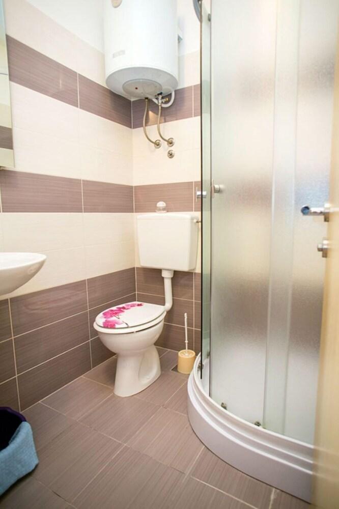 Irena - 100m From the sea - A1 Prizemlje