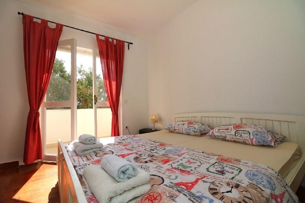 Martina - Large and Comfortable Apartments - A1 Julia