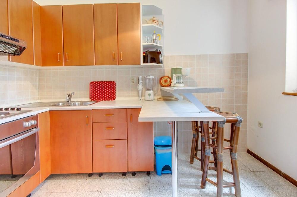 Eli - 100 m From sea - A1