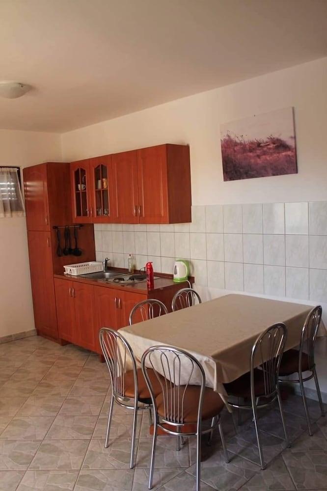 Nenad - With Pool - A2