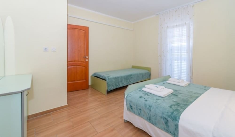 Jope - 60 m From Beach - 4 - A3