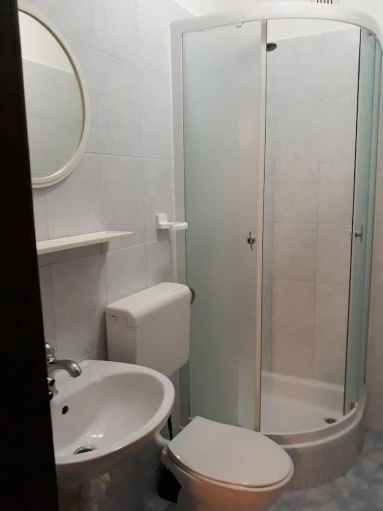 Ivo - With Nice Garden - A3