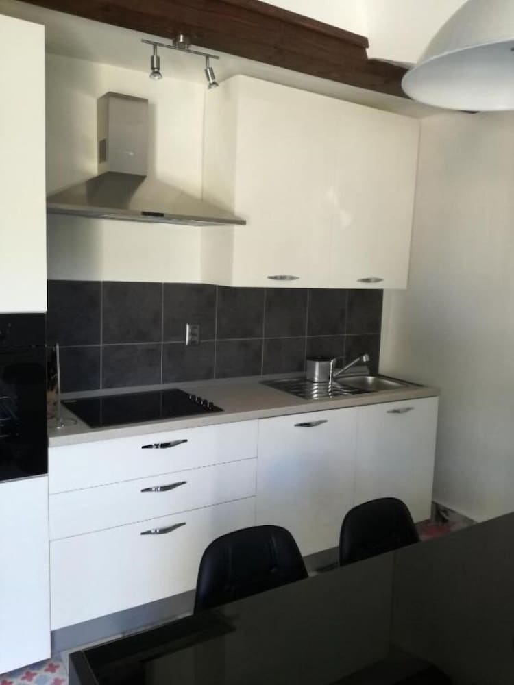 Xena - Comfort and Spacious - A1 Grey