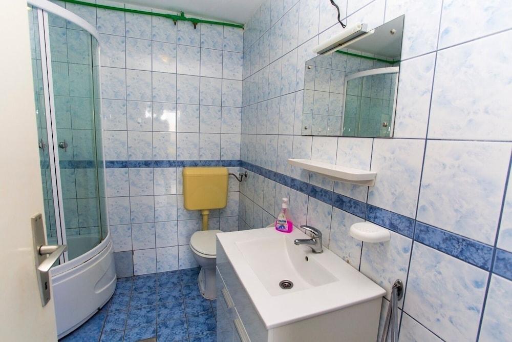 Bravo - 100 m From Beach - A1