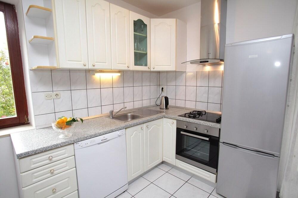 Natali - 5 M From the Beach - A6