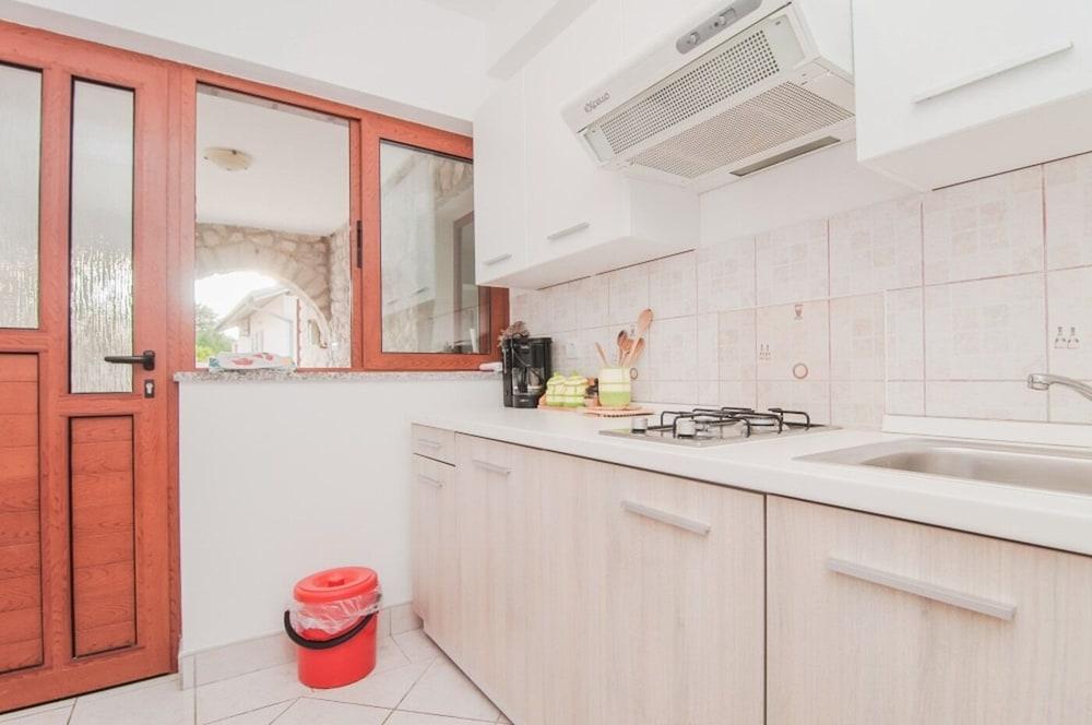 Luce - 50 m From sea - A1