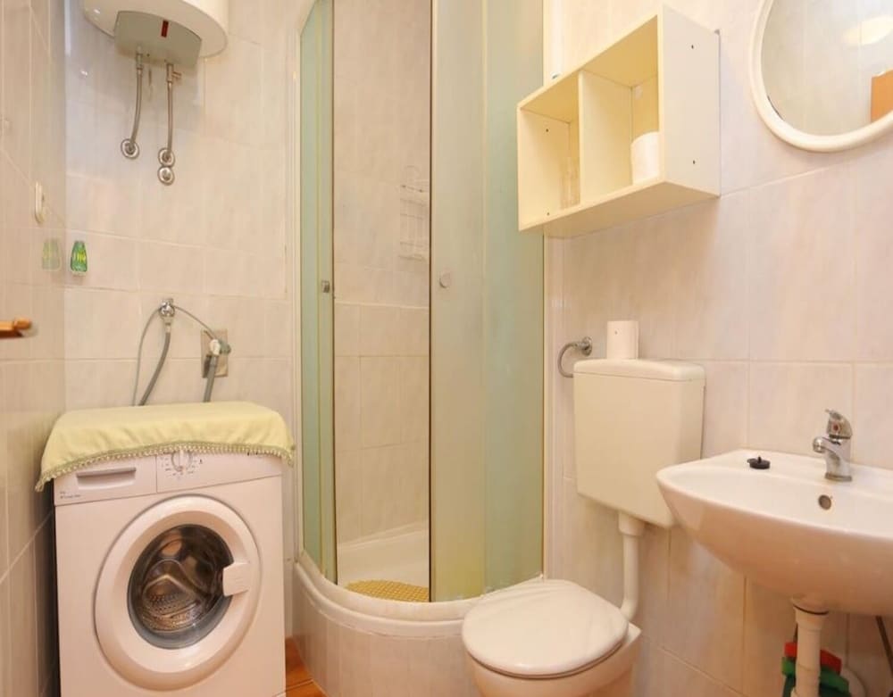 Rosa - With Parking - A1