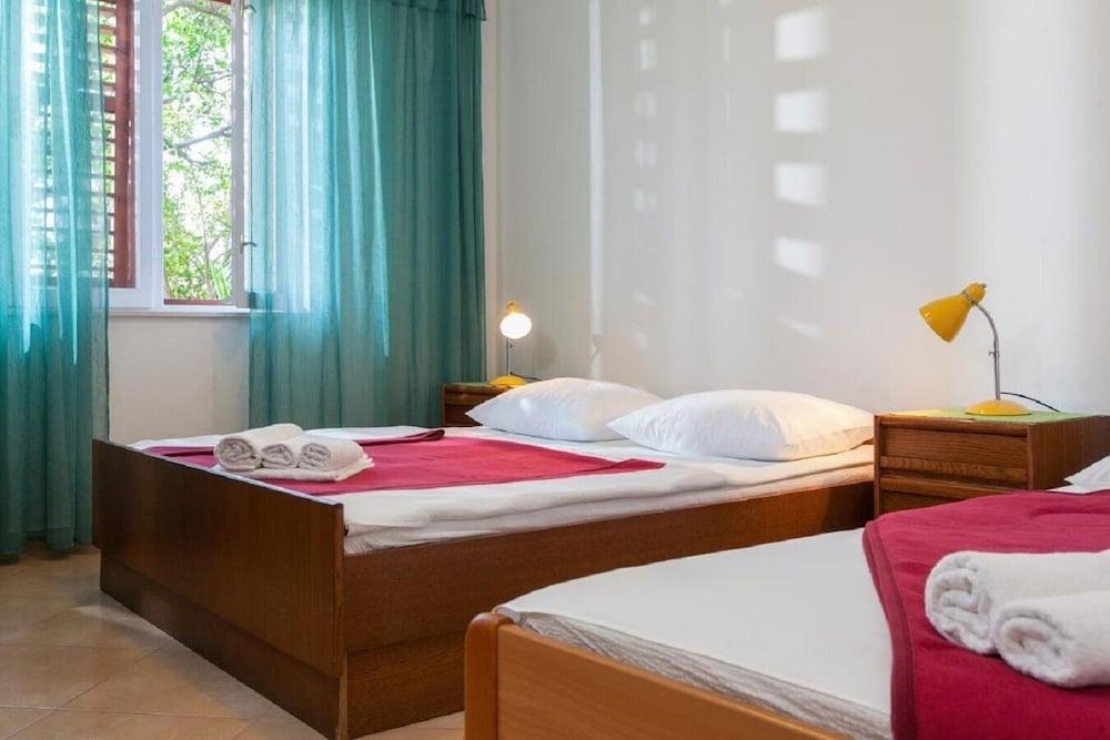 Nataša -100m From sea - A2