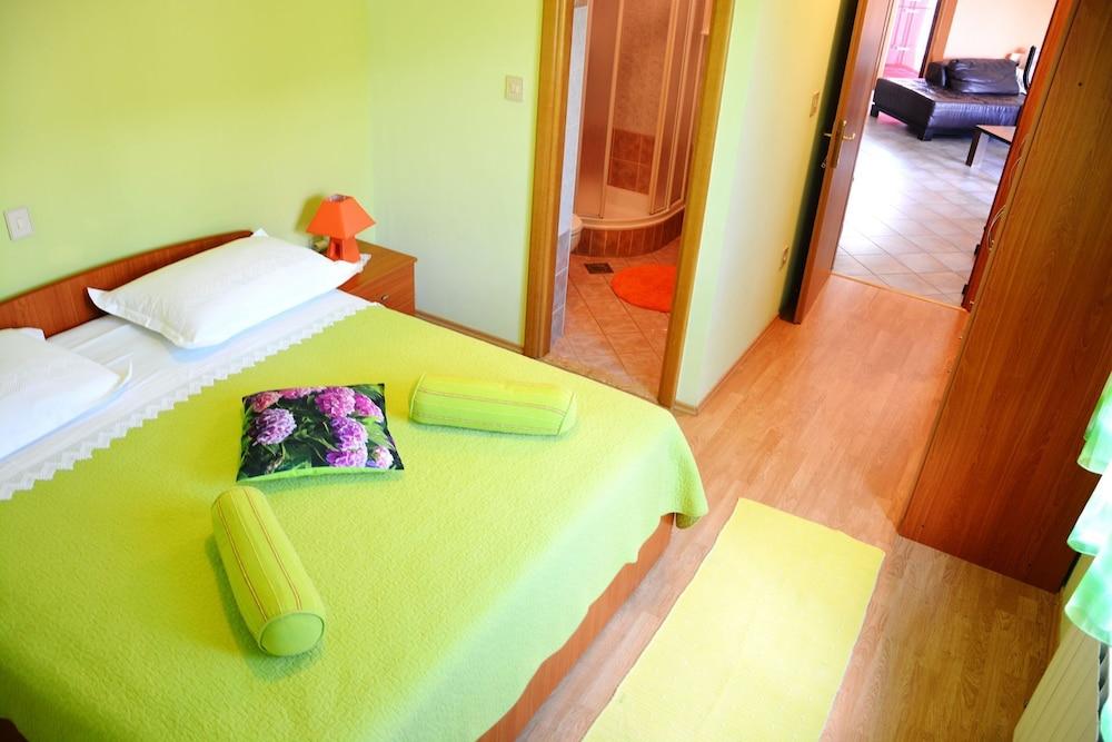 Karma - big Terrace - A1