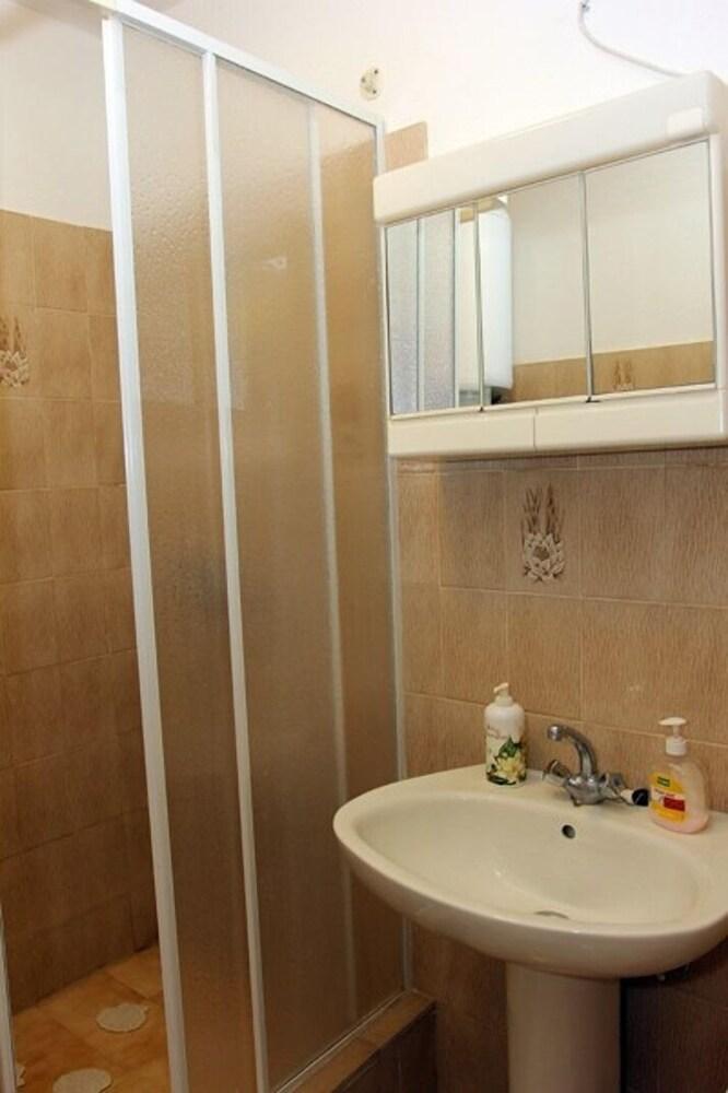 Marija - Free Parking - A Marija