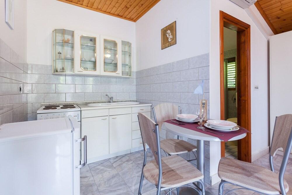 Ante - 50m From Beach - SA8