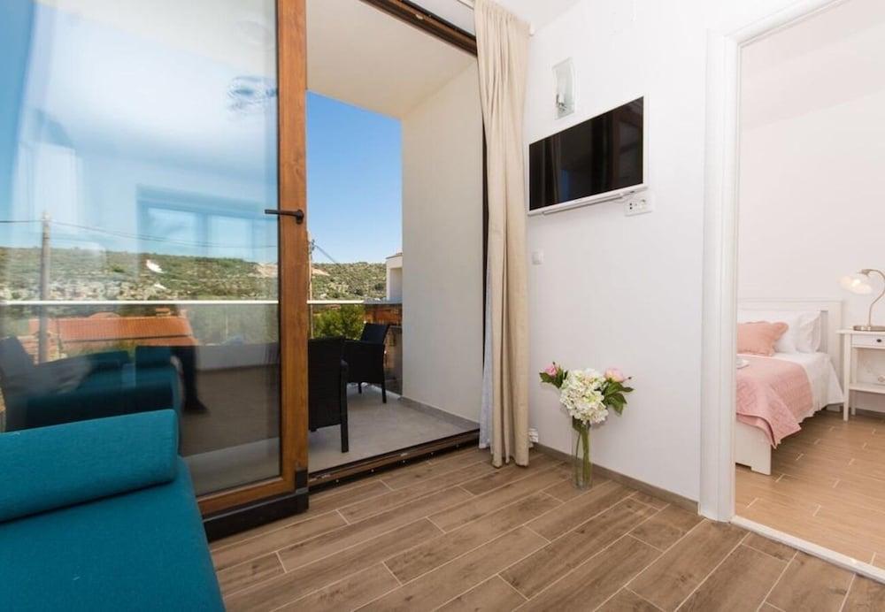 Ivica - 100m From the sea - A1