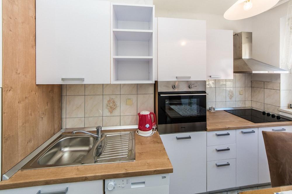 Dragica - With Parking - A2