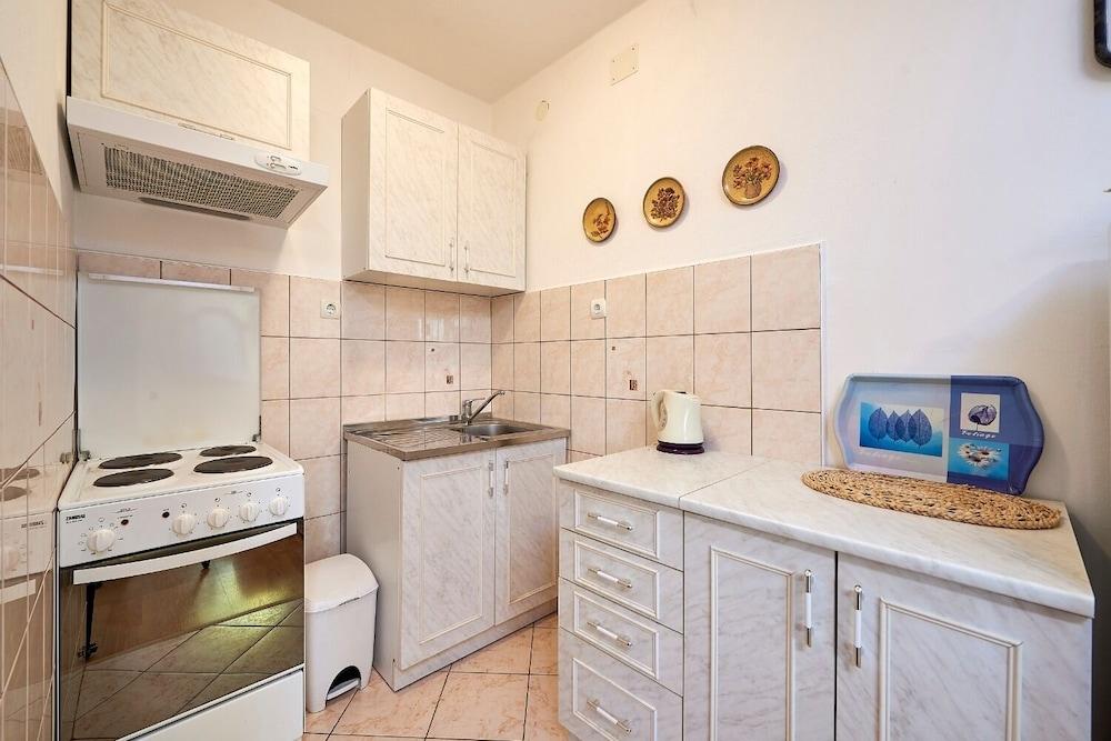 Ivanka - 200 m From sea - A1