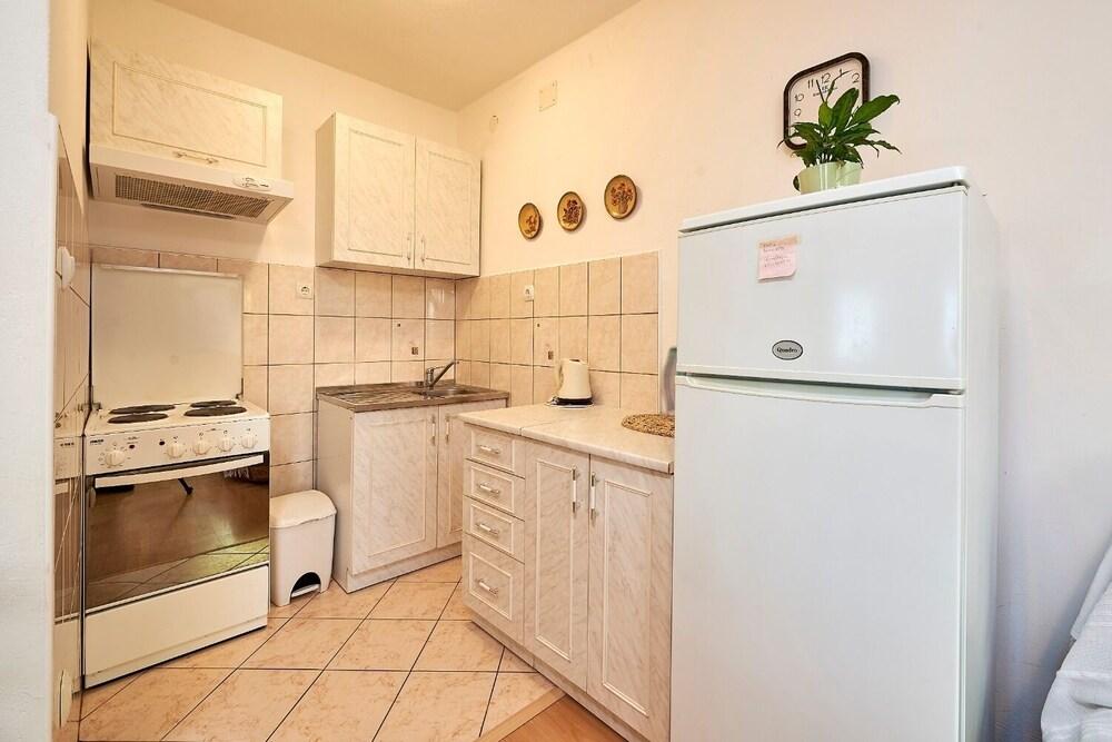 Ivanka - 200 m From sea - A1