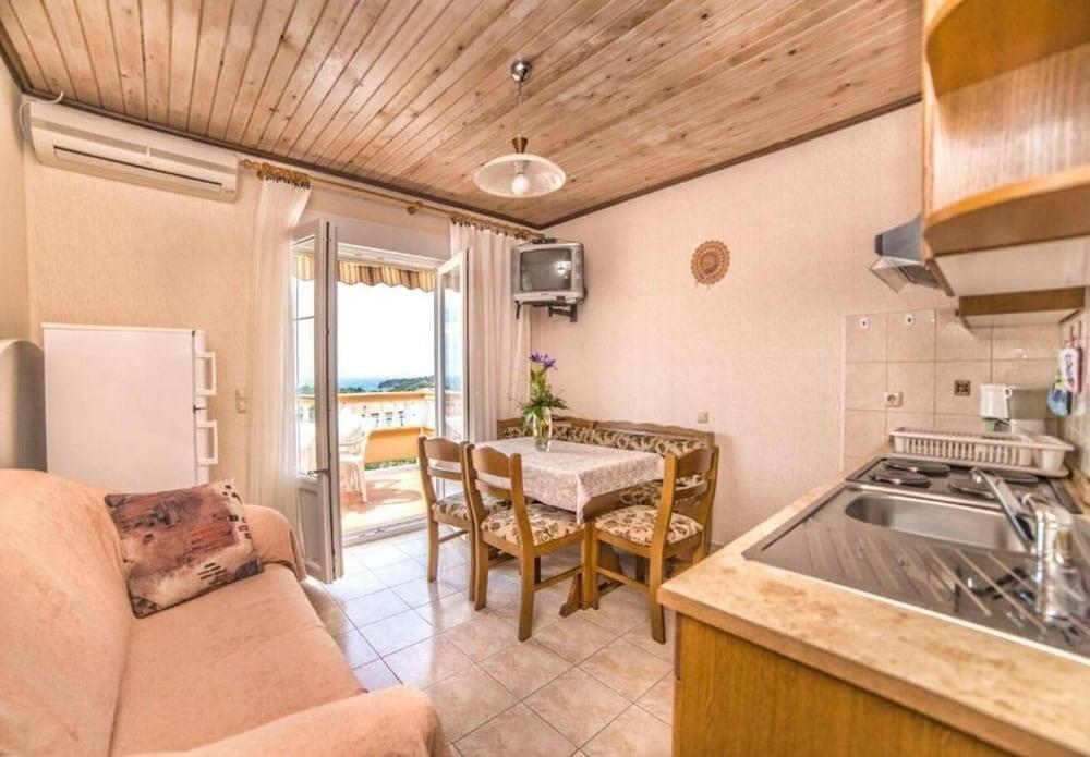 Duša - With Great View - A1