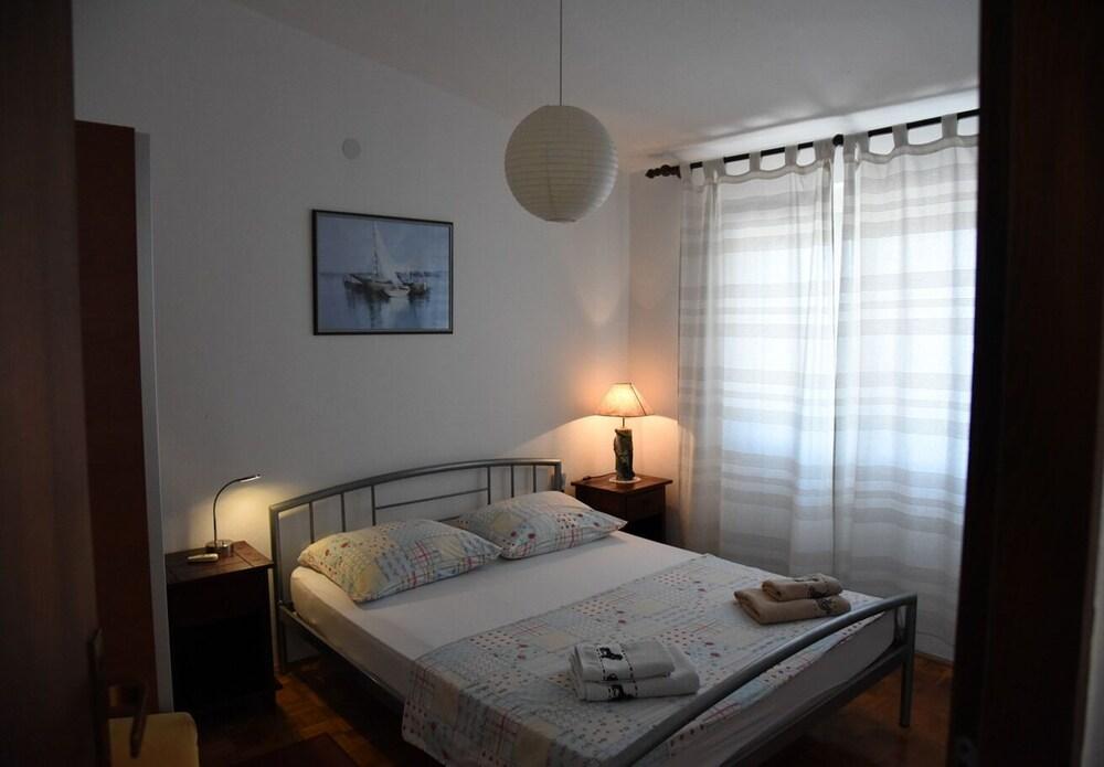 Ema - 30m From the sea - A3