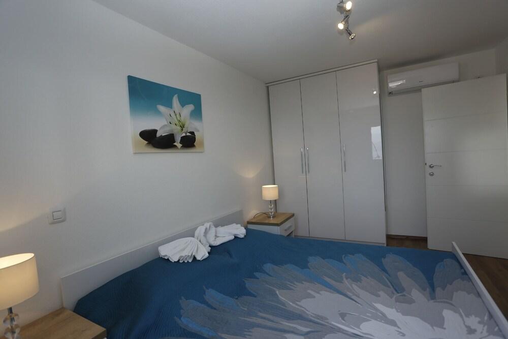 Ivan - Open Pool - H