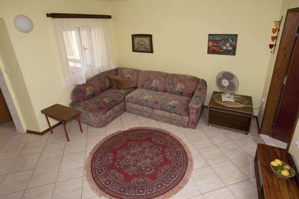 Durda2 - With sea View - A1 Bezeruša