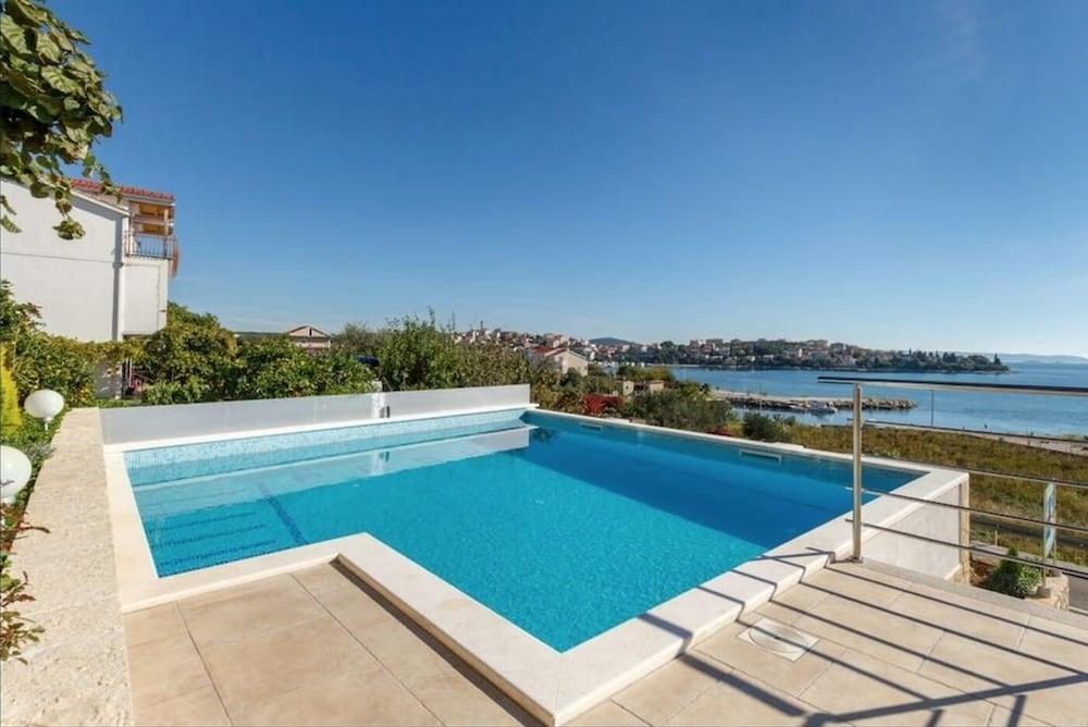 Rose - 30 m From the Beach - A1