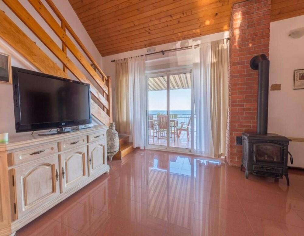 Muvil - 100 m From the sea - A3