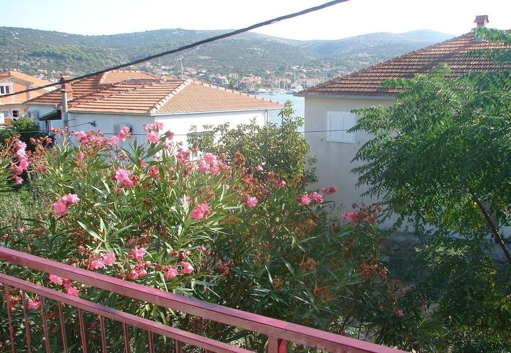 Slaven - 50 m From Beach - A3