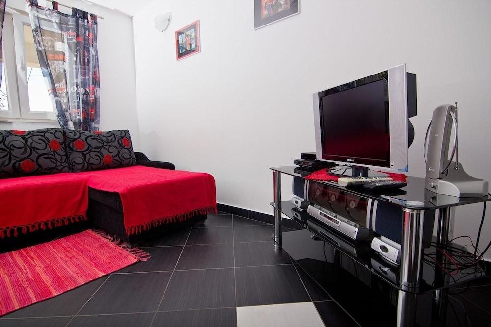 May - With sea View - A1