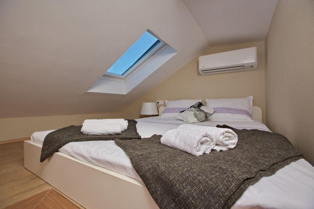 Neno - 50 m From Center - A2