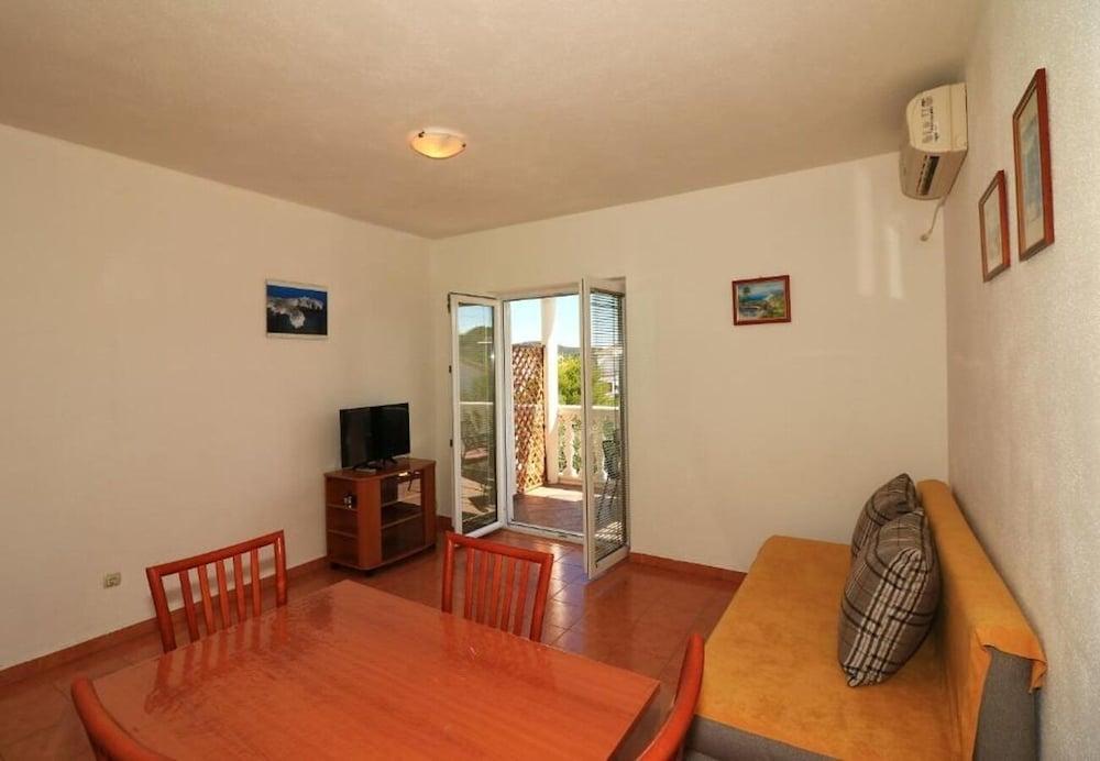 Slađa - 150 m From Beach - A3