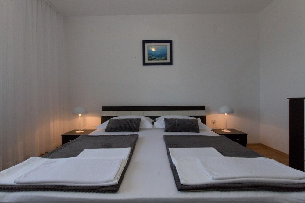 Pero - sea View - A1