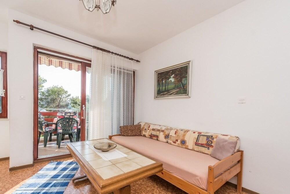 Jadra - 28 m From Beach - A1