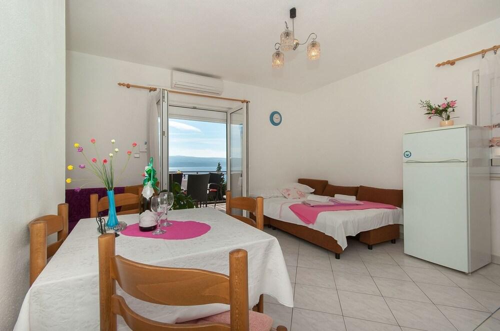 Franka - Beautiful sea View & Parking - A3