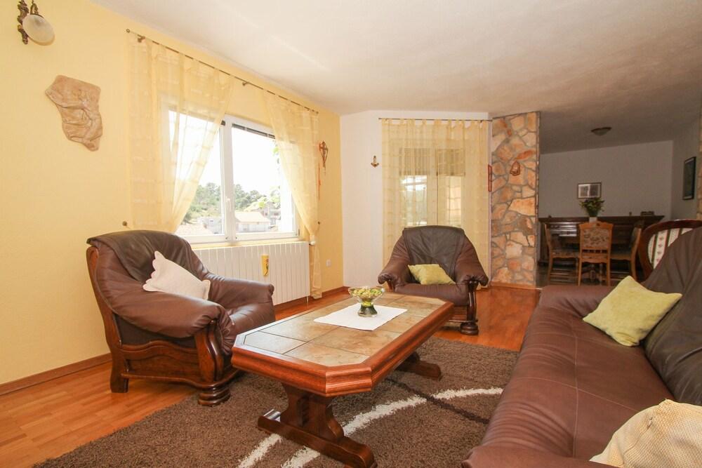 Vera - With Nice View - A1-prvi kat