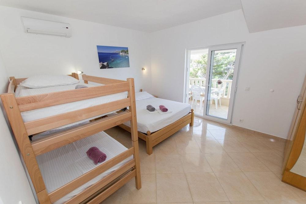 Anka - Amazing Location - SA2