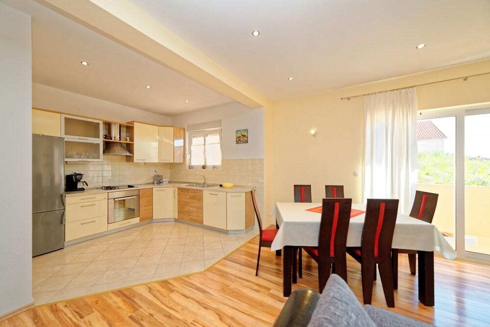 Mar- 150 m From sea - A3