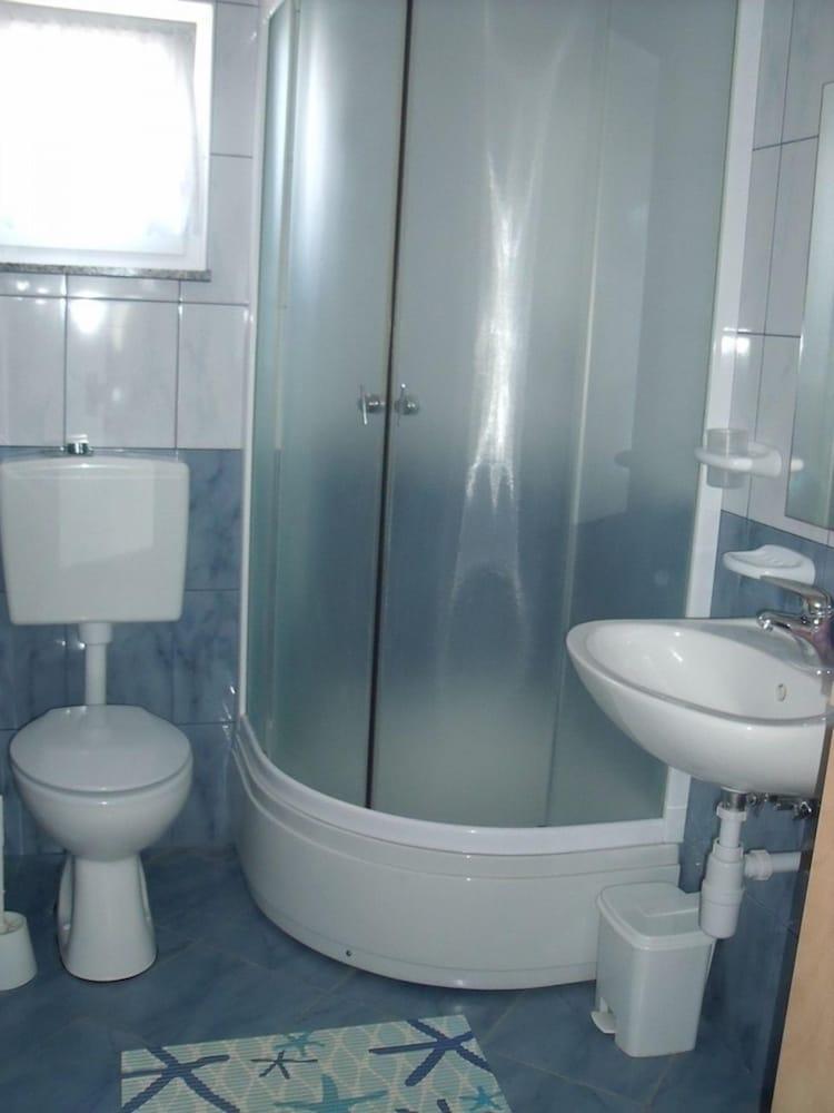 Draga - Comfortable & Afordable - A1